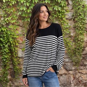 NWT GRACE Black and White Striped Sweater, 3X